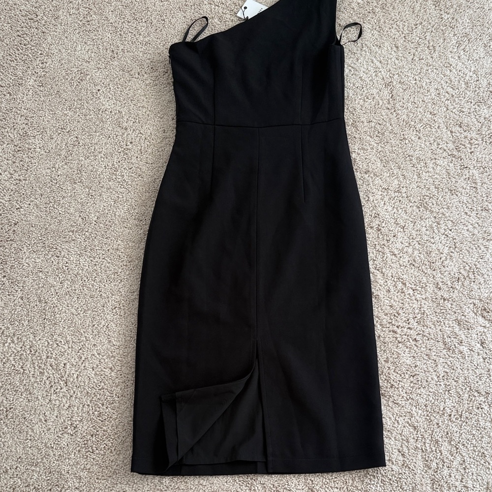 LBD one shoulder - Picture 6 of 7